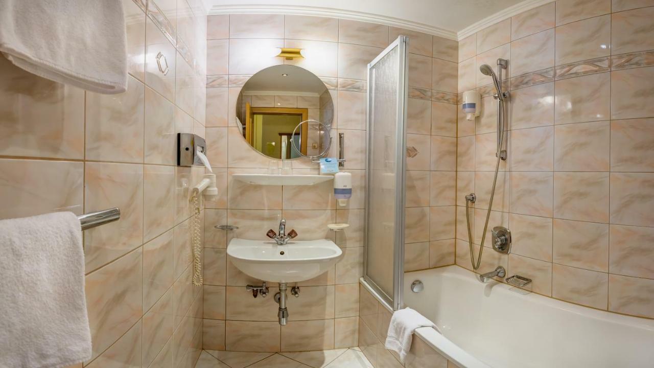 Strass- Aparthotel Mayrhofen Esterno foto
