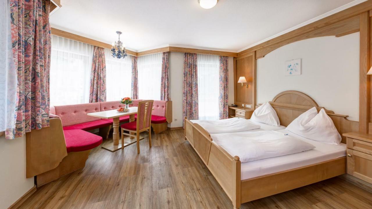 Strass- Aparthotel Mayrhofen Esterno foto